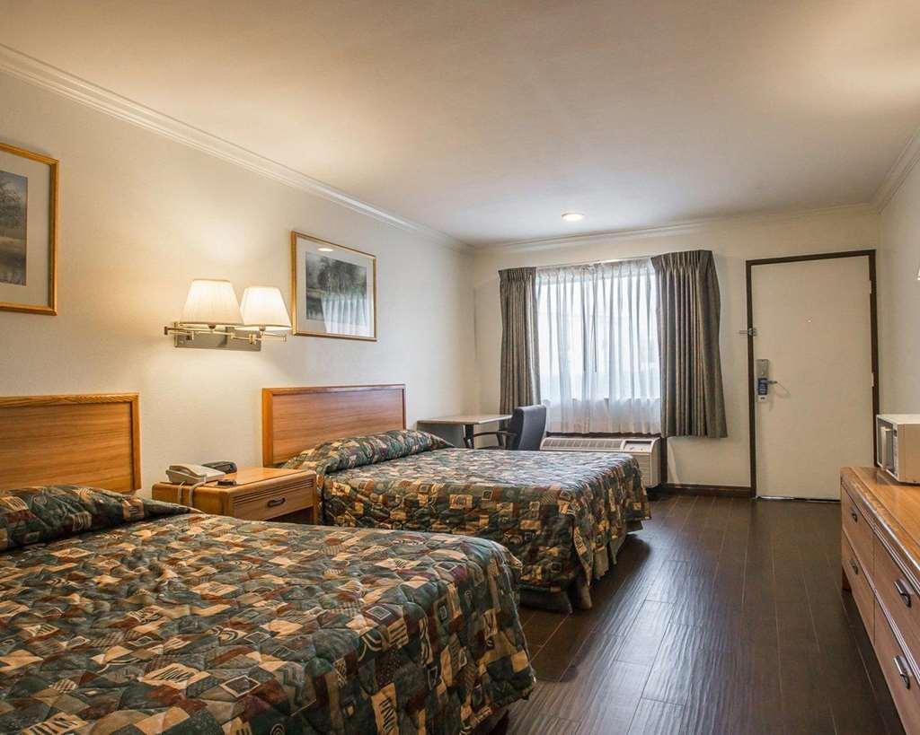 Rodeway Inn Riverside Oda fotoğraf