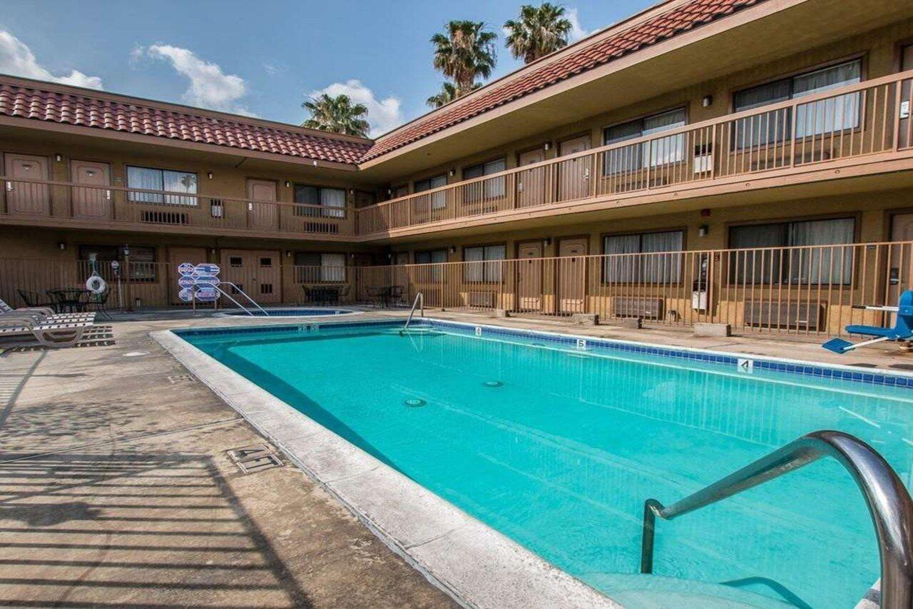 Rodeway Inn Riverside Dış mekan fotoğraf