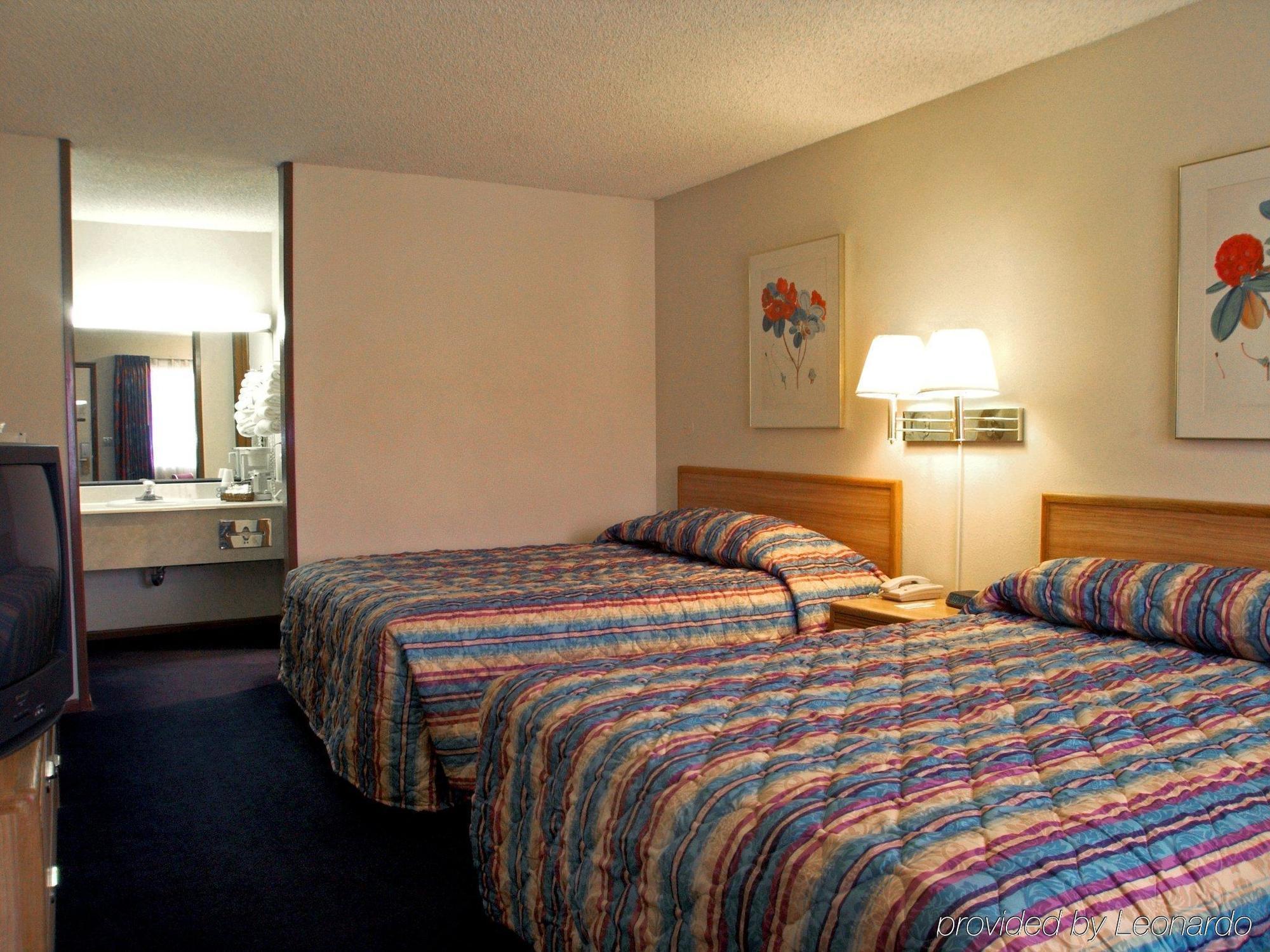 Rodeway Inn Riverside Oda fotoğraf