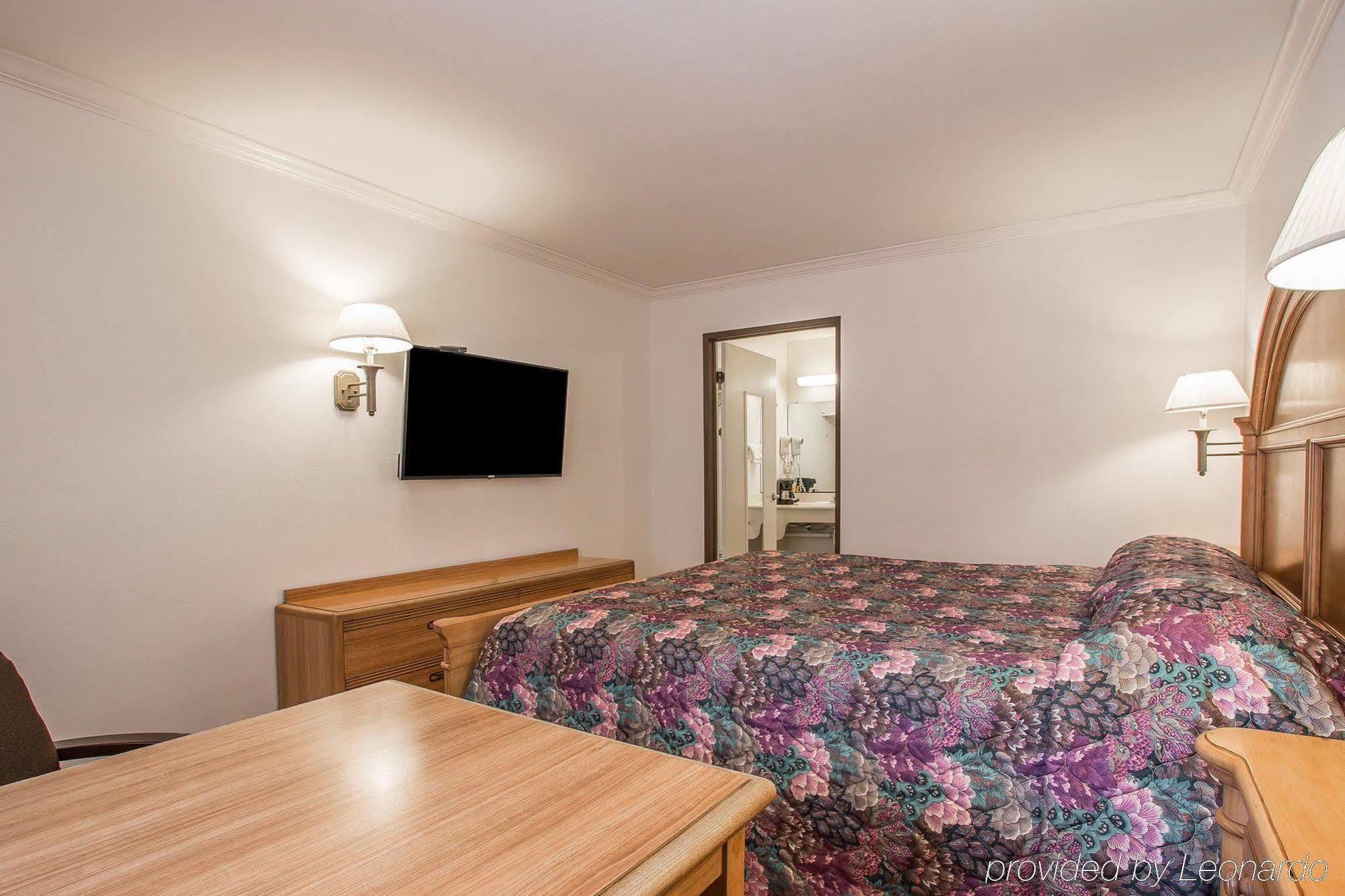 Rodeway Inn Riverside Dış mekan fotoğraf