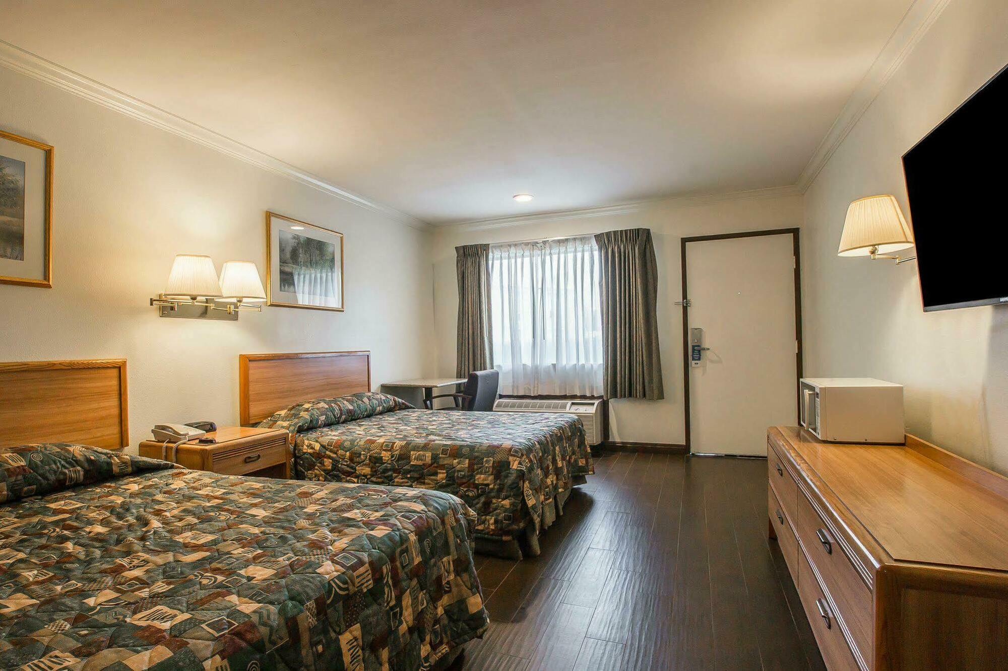 Rodeway Inn Riverside Dış mekan fotoğraf